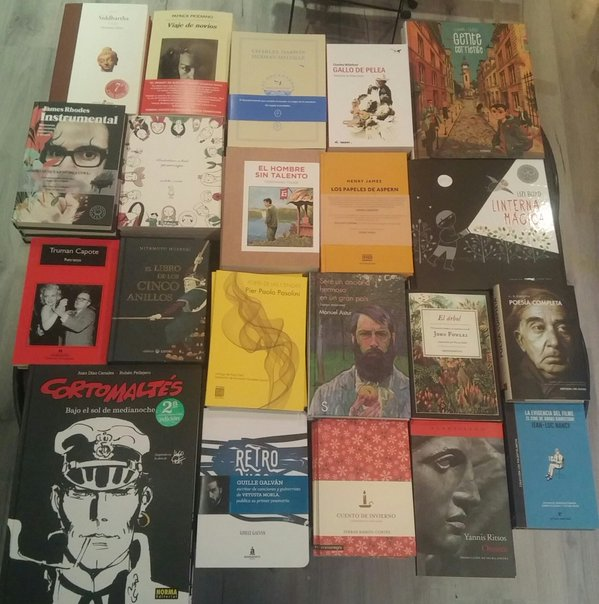 Operisima's tweet photo. @LibreriaPuertaT
@CirculoDeTizaES Una chulada lo tenemos recomendado en nuestra mesa de "maravillas" en #librería 💚 https://t.co/3quJzD4bIq