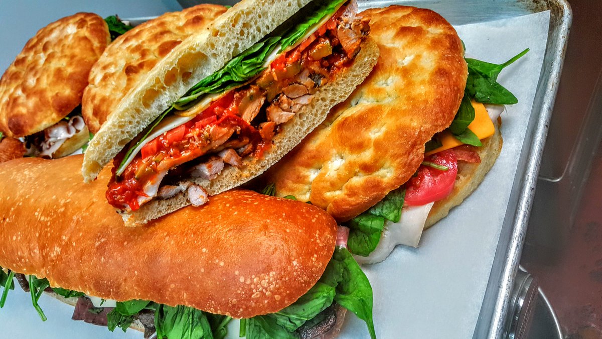t_heals's tweet photo. Who needs a hero!
#FrankieBrooks #foodstyleculture #culinaryassociates #detroitcatering https://t.co/SqYbsCEbGJ