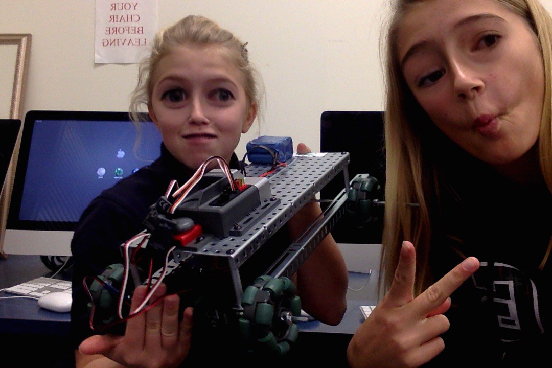 LBusyn's tweet image. so proud of what we have accomplished in ONE WEEK! #blessed #scienceisfun #ROBOTC
