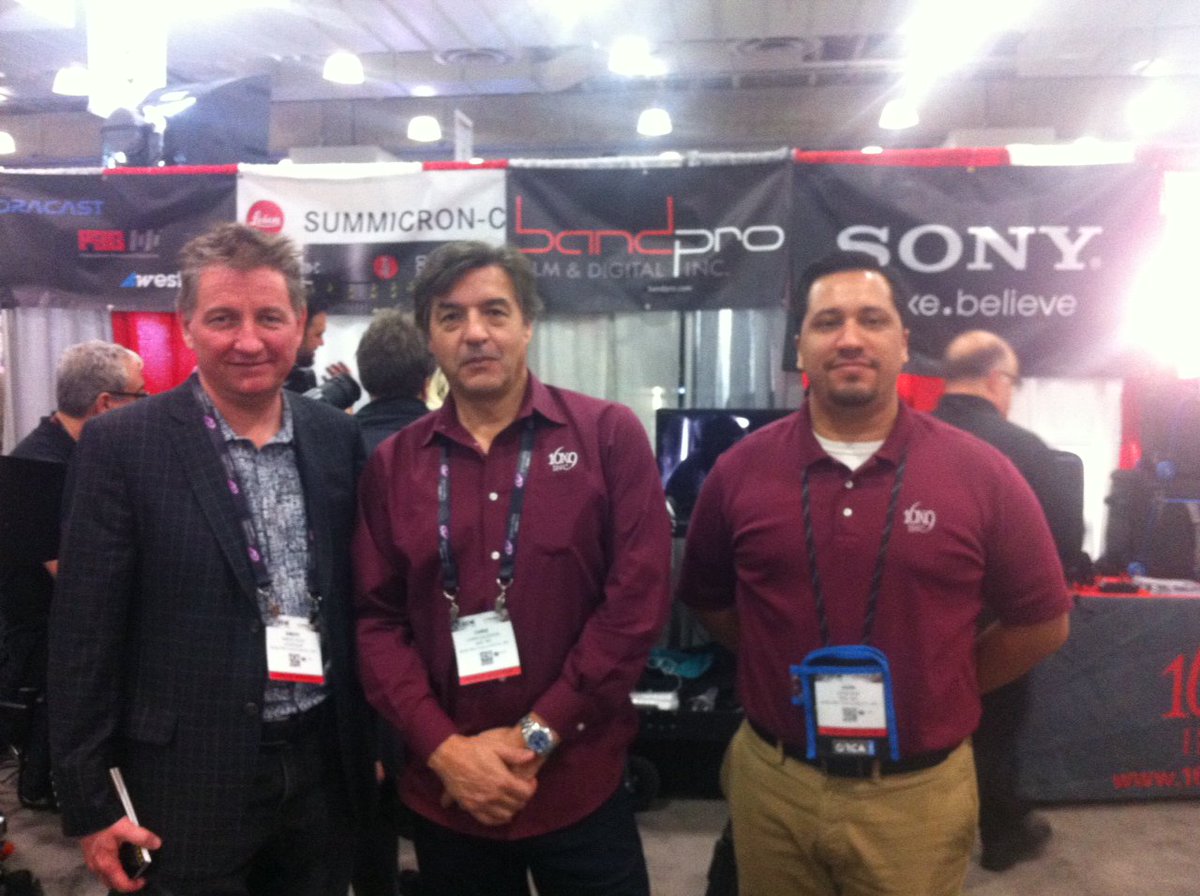 Lentequip's tweet photo. Hanging out at the 16x9 Booth  #CCW2015 @Band_Pro https://t.co/nKDMXgFOg6