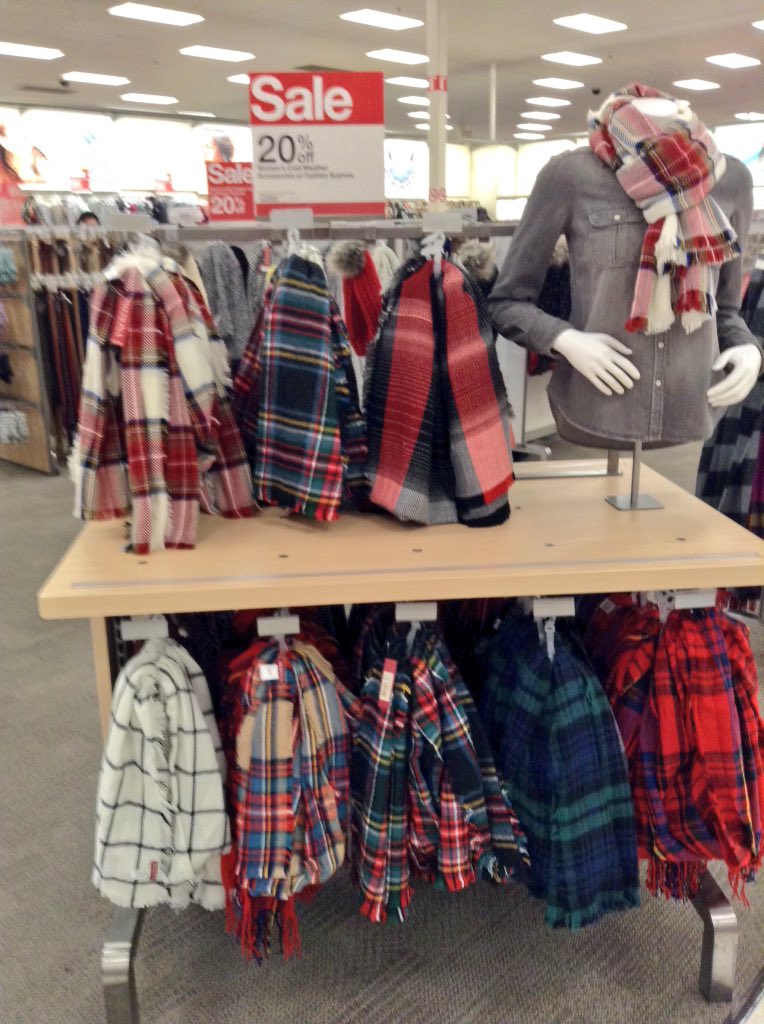 We do not follow trends at T1109! We set trends! <a href="/S2Roche/">Stefanie Roche</a> @neilstrongTGT <a href="/MDB729/">Matt Baker</a> <a href="/YShacklefordTGT/">Yen Shackleford</a>