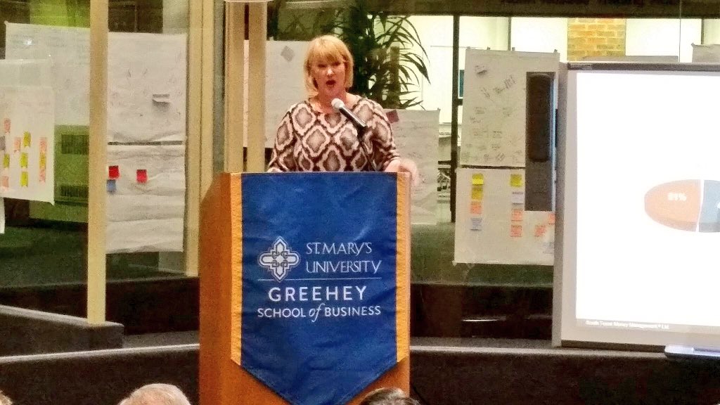 StMarysU's tweet photo. More great @stmarysgsb #BusinessWeek2015 speakers: @leahbennett4 and Paula Gold-Williams! #RattlerPride https://t.co/sMgW6v9HIn