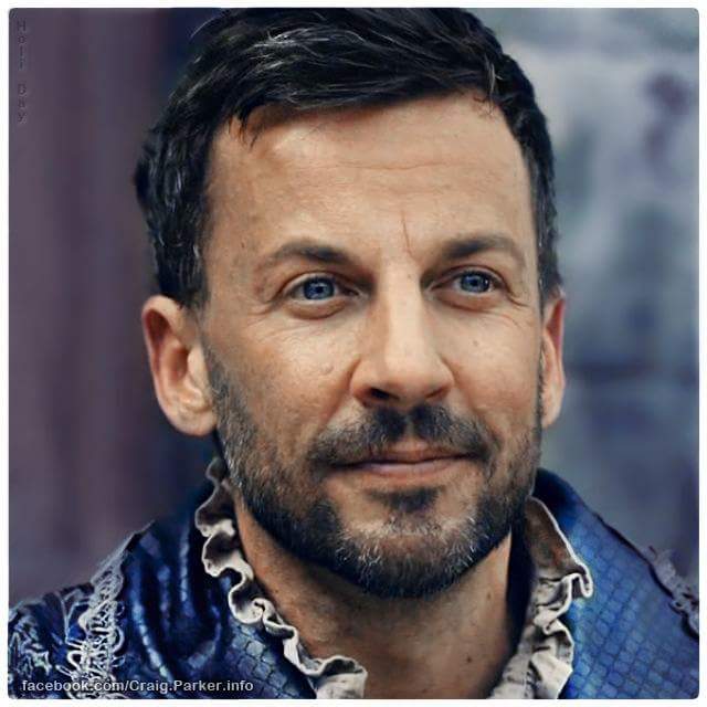 Andddd happy birthday to dear Craig Parker. enjoy your day 