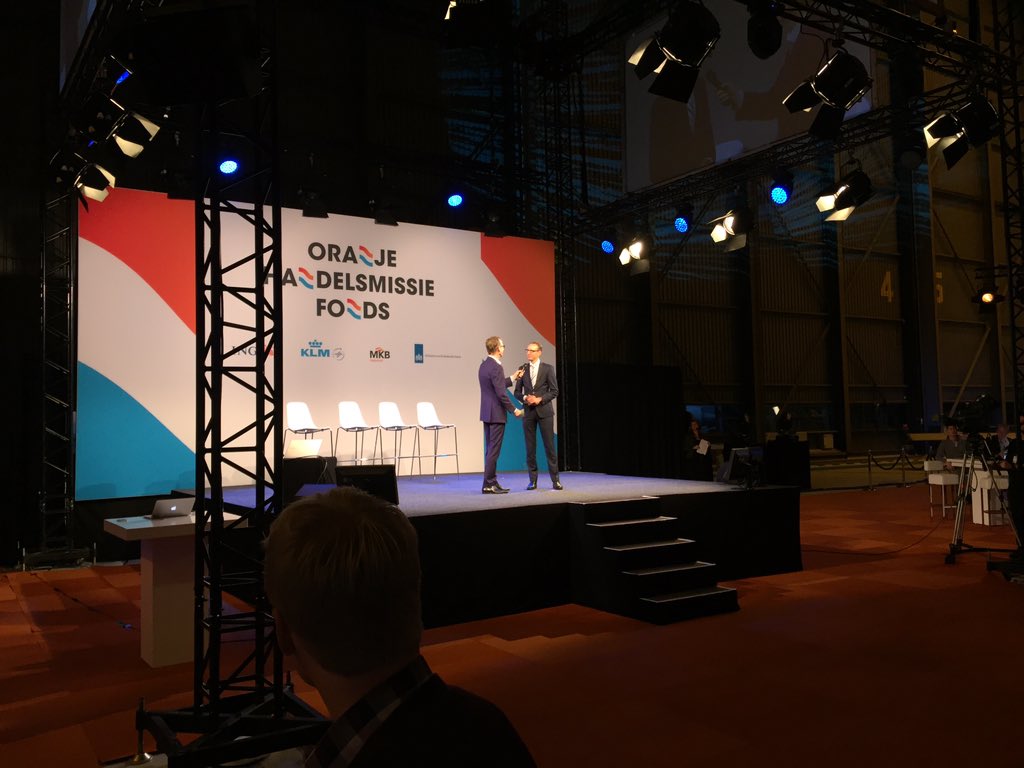 Bootzeil's tweet image. #ohmf15