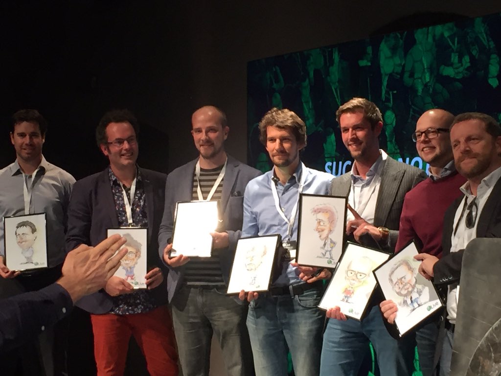 iLivelv's tweet photo. Having a laugh all together! They are awesome!! #iliveconference2015 https://t.co/GWUA4yENKl
