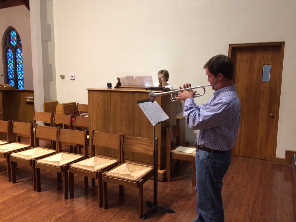 ouumc's tweet image. Preparations for Sunday's celebration are underway! One service at 10am! #growinggenerations #oxford