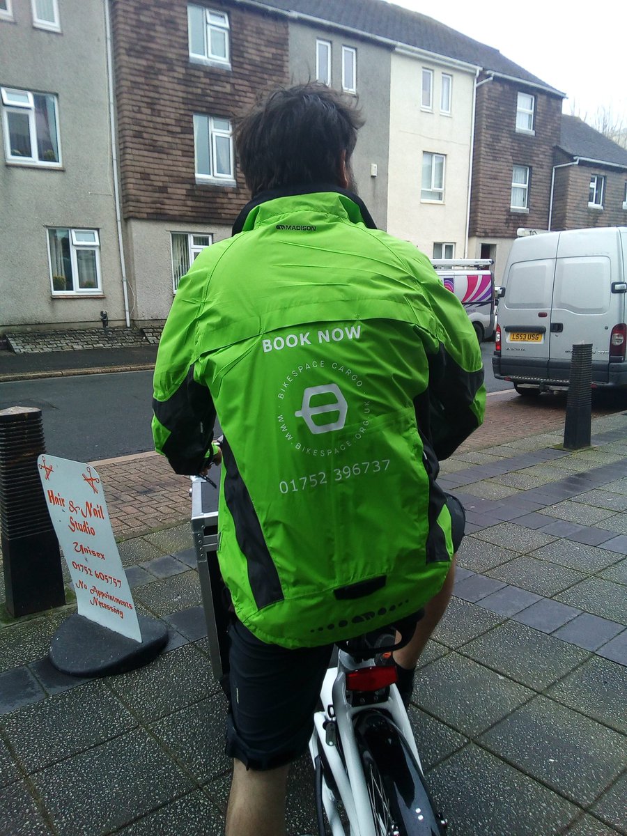 TheBikeSpace's tweet photo. Heading out #cargobike deliveries FLM Workshop @InvestPlymouth @PlymSocEnt @ESRC @DrCPettingerRD  @TamarGrowLocal https://t.co/ybXkHrGFaM