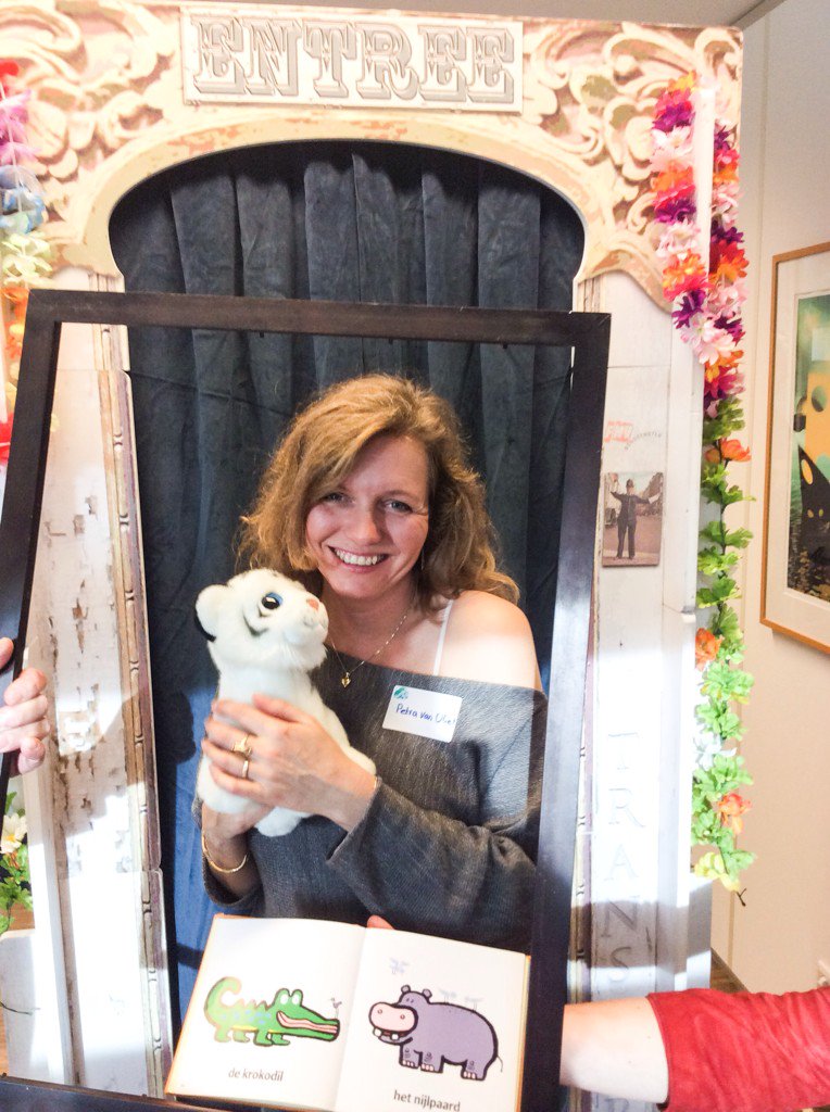 Zojuist ben ik op deze manier uit de kast gestapt. Haha, iets met dromen en als ik later groot ben. #ambt24 #fnv