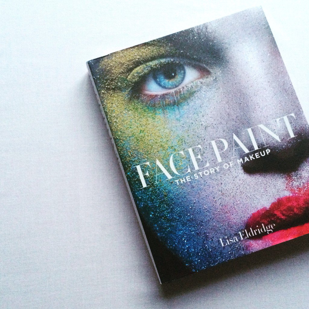 lovetomtom_'s tweet image. See you in 240 pages! @Lisa_Eldridge #soexcitedicouldwee #facepaintbook  #stunning