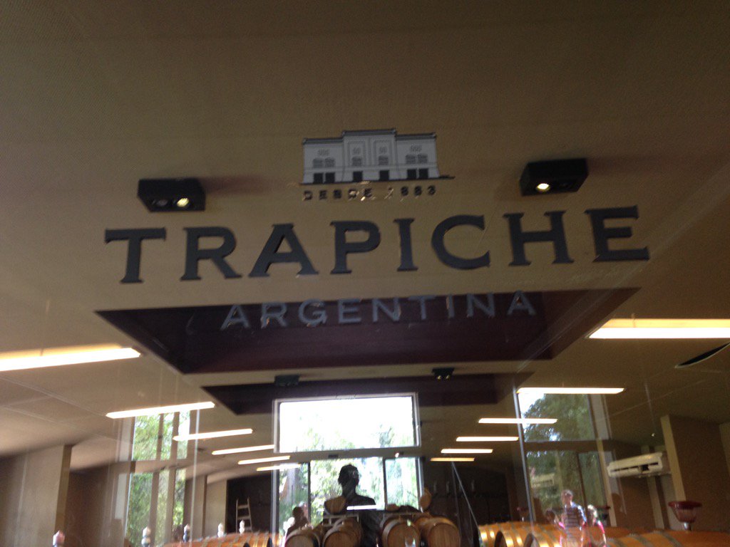 JessicaWSYX's tweet photo. Had a great time in Argentina. Great wineries, horseback riding in the Andes and biking through vineyards. https://t.co/dibVwRFeyk