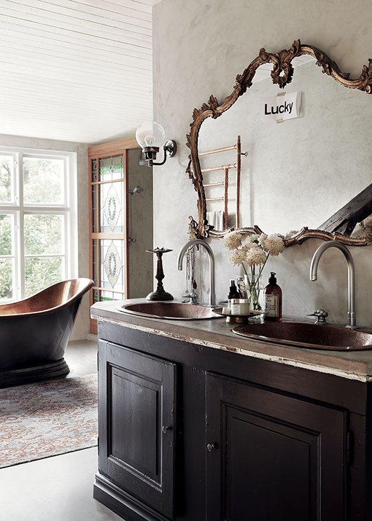 CBoundy1's tweet photo. The Swedish home of interior designer Malin Persson https://t.co/3DsEFQymoN #Interiors #Inspiration @MilK_magazine https://t.co/oSHCHz2rxY