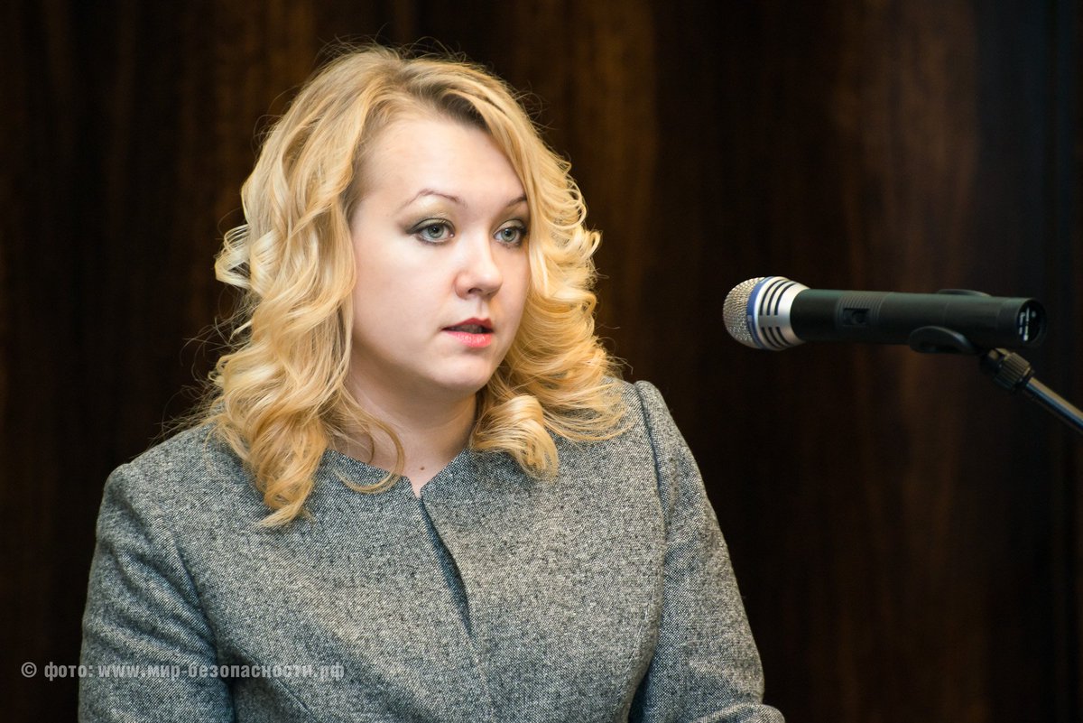 sro_spb2015's tweet image. Охранная отрасль нуждается в законодательных инициативах #безопасность #охрана #НСБ #СРО_СПБ yadi.sk/i/XpbYUcDskD2ca