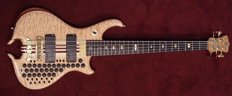 ATyrecs's tweet photo. #damn #basse #bassiste #bass https://t.co/rs2FIQZs4T