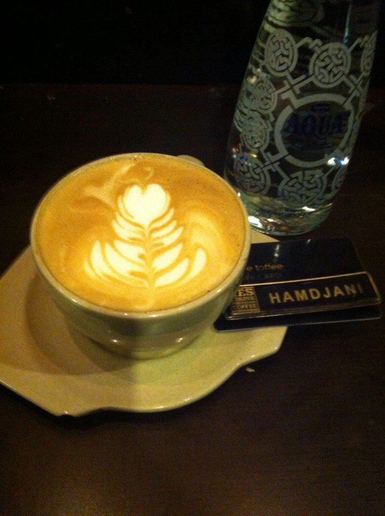 CoffeeToffeeTR's tweet photo. Ujan2 gini enaknya Ngopi nih #yukmampirdigeraikami https://t.co/QdrbZomqn4