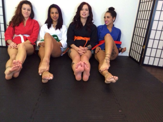 Watch Stefania_Mafra's leaked NSFW photo on TwXstars