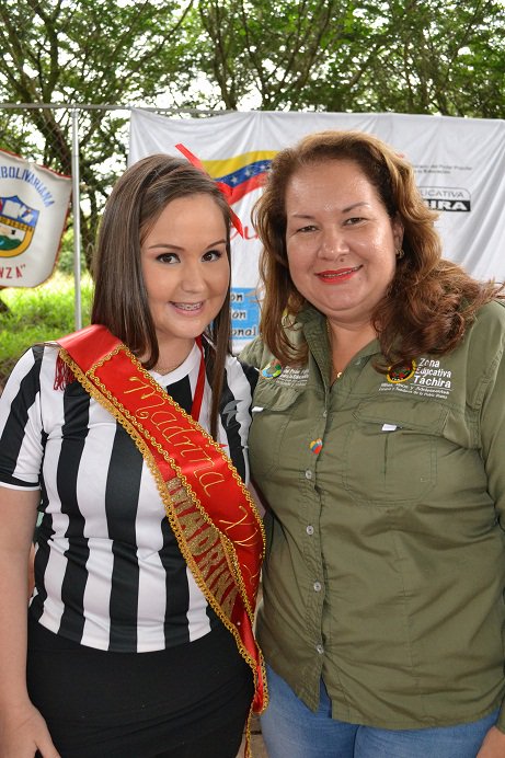 CDCETachira's tweet photo. #Fotos5 Inician los "I Juegos Deportivos de Educación Inicial" en San Cristóbal. https://t.co/0Z55g9xfsC https://t.co/GDd0LTYvo1