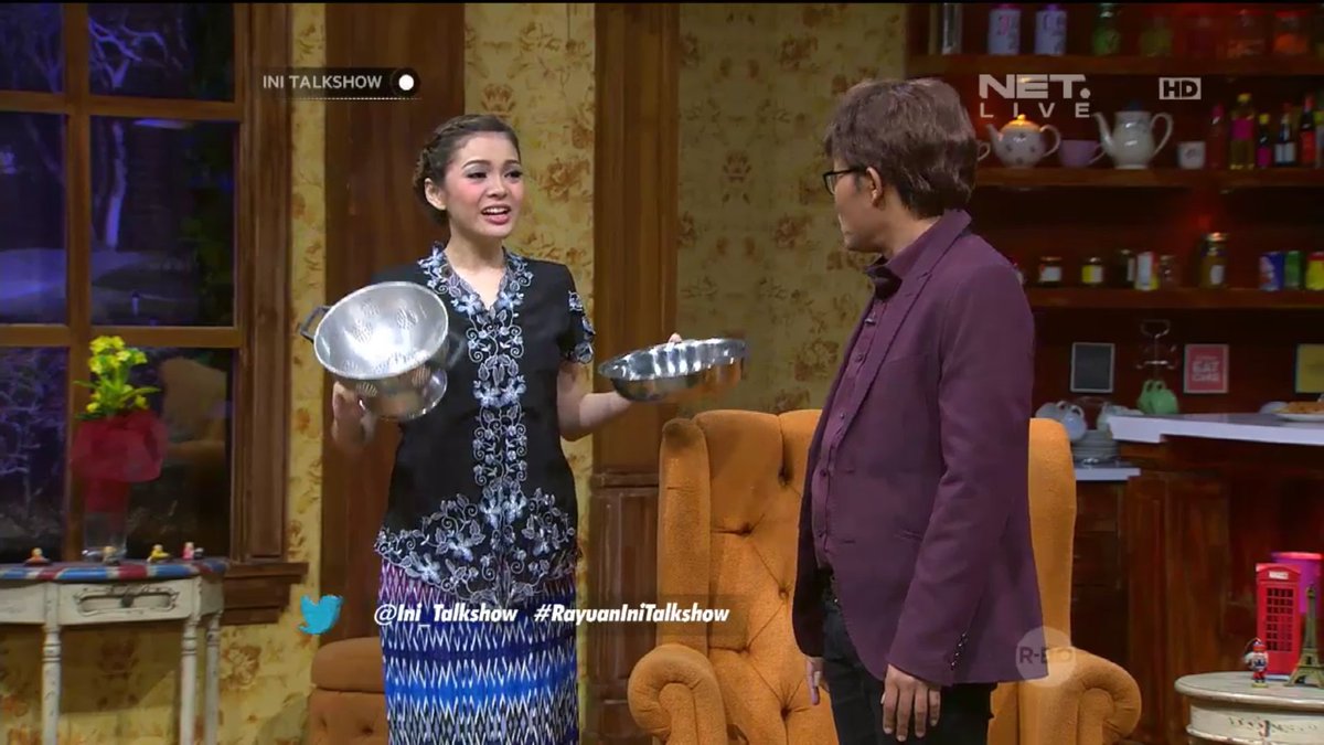 Duosolpet's tweet photo. Aku dapat arisaaaaaannn hahahaaaa gemesss 😁😂😍 @mayaseptha @Ini_Talkshow @newsuleprikitiw  #RayuanIniTalkshow https://t.co/fZNAxR0ZHv