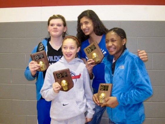 SheRocksTheShot's tweet photo. #TBThursday Mboro's Fab Four! I'm so proud of you! 📝❤️🏀 🎤Started from the bottom, now we're here!!! Clean version 👌🏽 https://t.co/u9Tn97i0yd