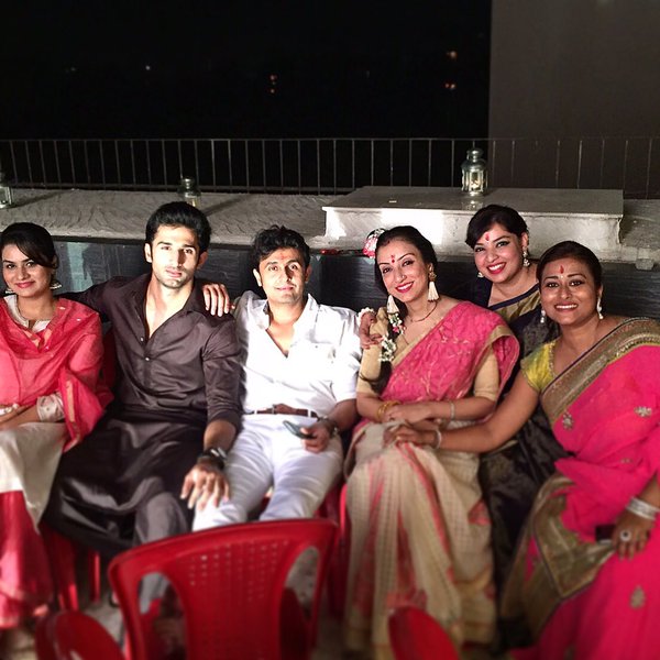 dhavan675's tweet photo. @TheSidhantGupta @sonunigam #Happy #Wishkarma Day U Both Are #GoodFrnds #GoodBrothers God Bless You Always #LoveYou https://t.co/Tsvsc8cxKO