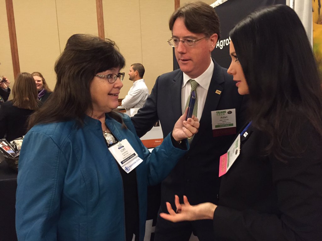 Engaging conversation w Lori Williams <a href="/kbuf/">Ag News 1030 KBUF</a> &amp; <a href="/NikkiPutnamRD/">Nikki Putnam Badding</a> on antibiotics, enriched #food &amp; DHA <a href="/NAFB/">NA🎙FB</a> #NAFB15