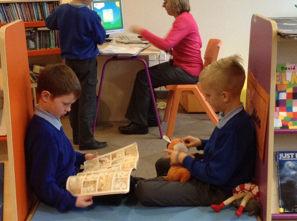 @Year4Layton tweet media