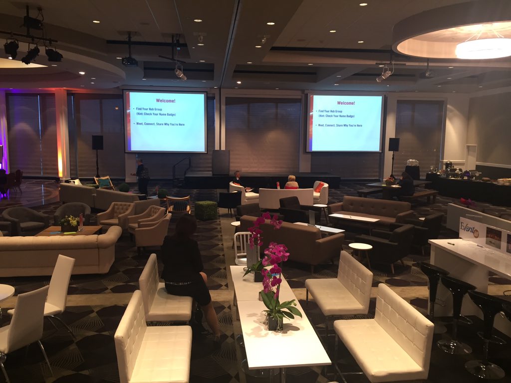 mtgsrmybiz's tweet photo. MSAE meeting planner symposium. Will this be what meeting sets look like in the future? #msaemeetings #mpi #ASAE15 https://t.co/jcijxvHcyo