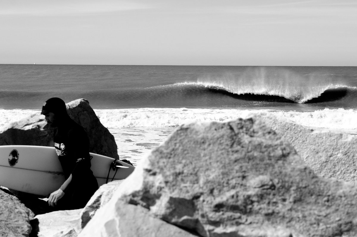 westswell_'s tweet photo. Spot Location: #AmericaSur > #Argentina > #MardelPlata > #Sur > #Acantilados. https://t.co/cY6gsoWvrT