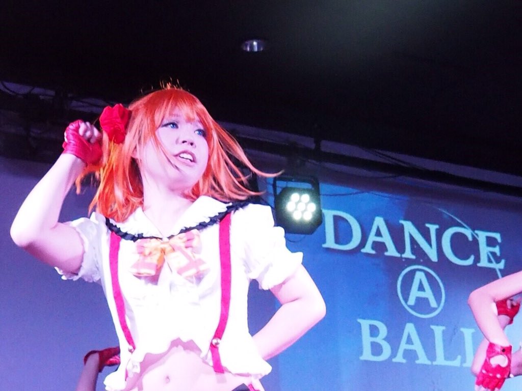 band_author's tweet photo. 11月3日!DAB2!(Aμ's)に入って初めてのステージ!前回はお客さんでした!動画みたら自分振り間違え過ぎててみんなに土下座したい…
photo byなださん
#DAB2 https://t.co/S9tHjuQcVE