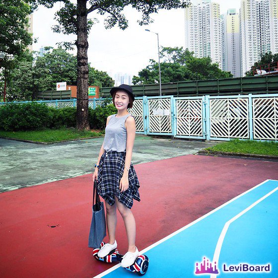 leviboard1's tweet image. #LeviBoard can be a cool fashion accessory! #personaltransporter