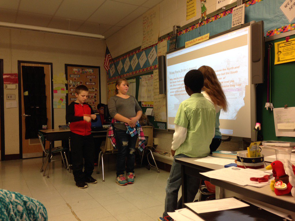 Dr_Keister's tweet photo. Another awesome #inquirycircle w great questions! #CHDreamBuilders https://t.co/YGxDCME9XH