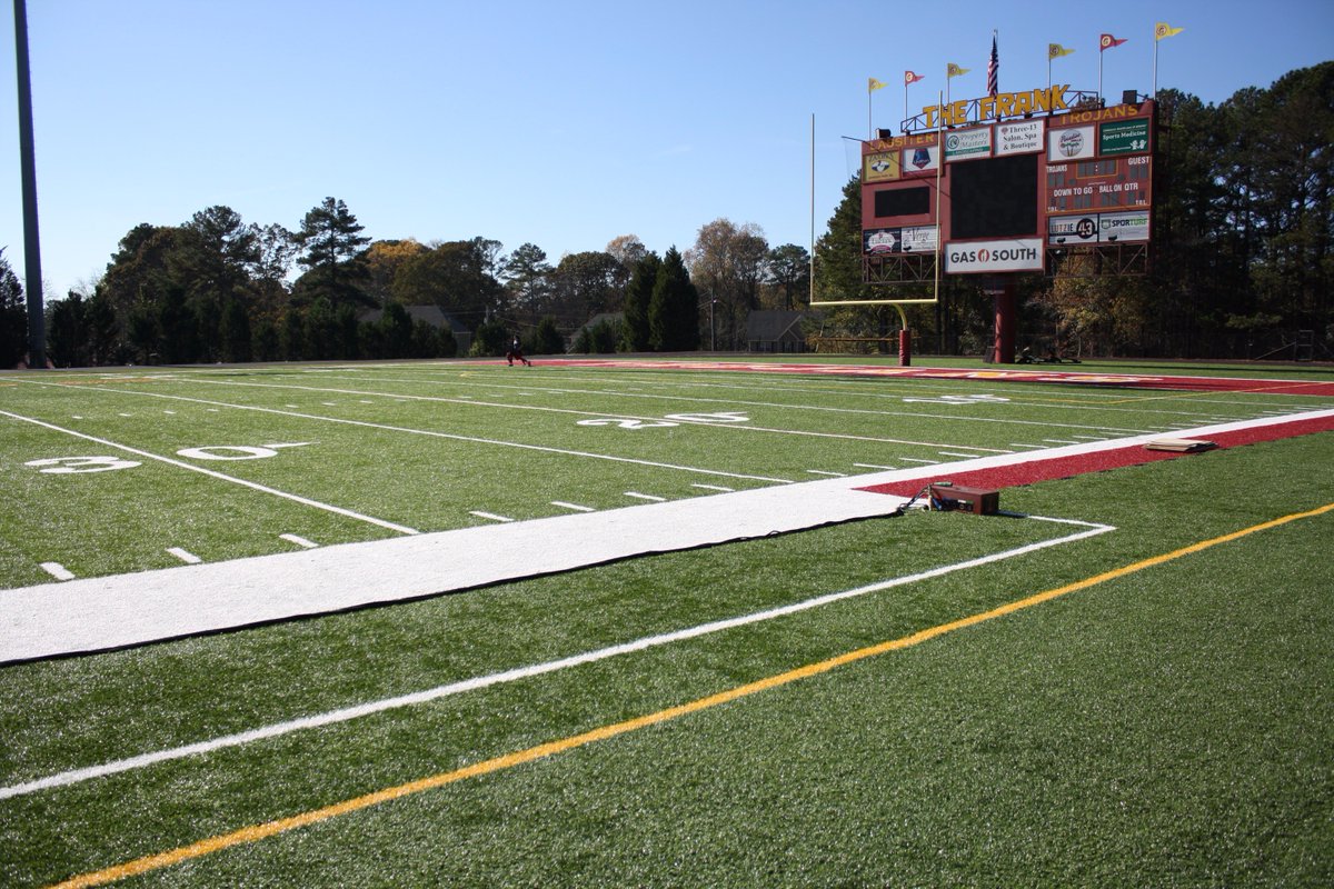 Sporturf_Fields's tweet photo. #mudtoturf #xenithfootball #bowstringstudios #collegeFBHoF https://t.co/27cQffgbhV