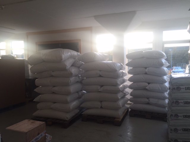 Så er der #perlite 100L på lager. #dyrke #gro #tomater #chili #grøntsager #hydroponisk #aeroponisk #Hydroponics