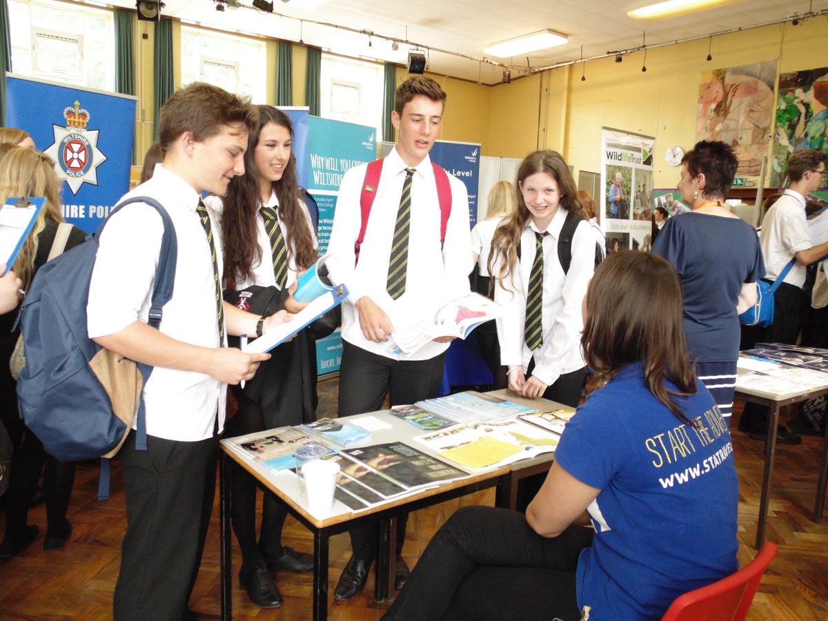 DevizesSchool's tweet photo. Look out for #Careers events in school next week regarding Options! #FastTomato See Mrs Hampton or Mrs Pike for info https://t.co/fTsWP4PvpP