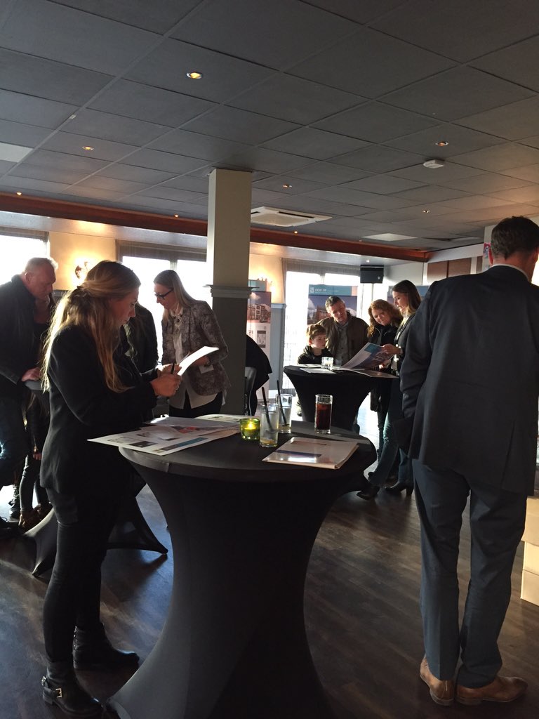 ranarietveld's tweet photo. Start verkoop  project dok 09 @Grand Café Kruiten. Samen met Alice Luiten #Rabobank IJmond https://t.co/761fycfuSM