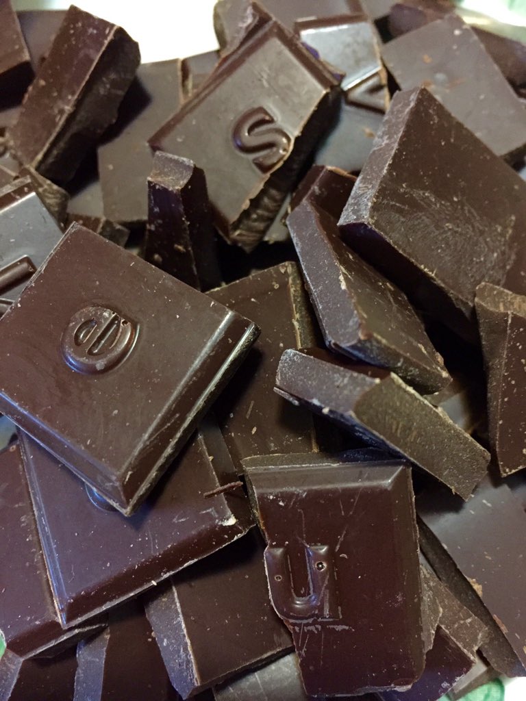 No better morning scent than preparing for tonight's chocolate tasting at Glow <a href="/askinosie/">Askinosie Chocolate</a> <a href="/MarouUSA/">Marou Chocolate USA</a> <a href="/craftchocolate/">DickTaylor Chocolate</a>