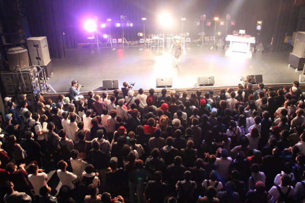 taishiishida's tweet photo. ブログを更新しました。「JAPAN BEATBOX CHAMPIONSHIP2015にてジャッジをしました。」https://t.co/K4Y9m9xmeo
ジャッジは大変だったけど最高に楽しかったです。#JBC2015 https://t.co/pDTNtoRtJv