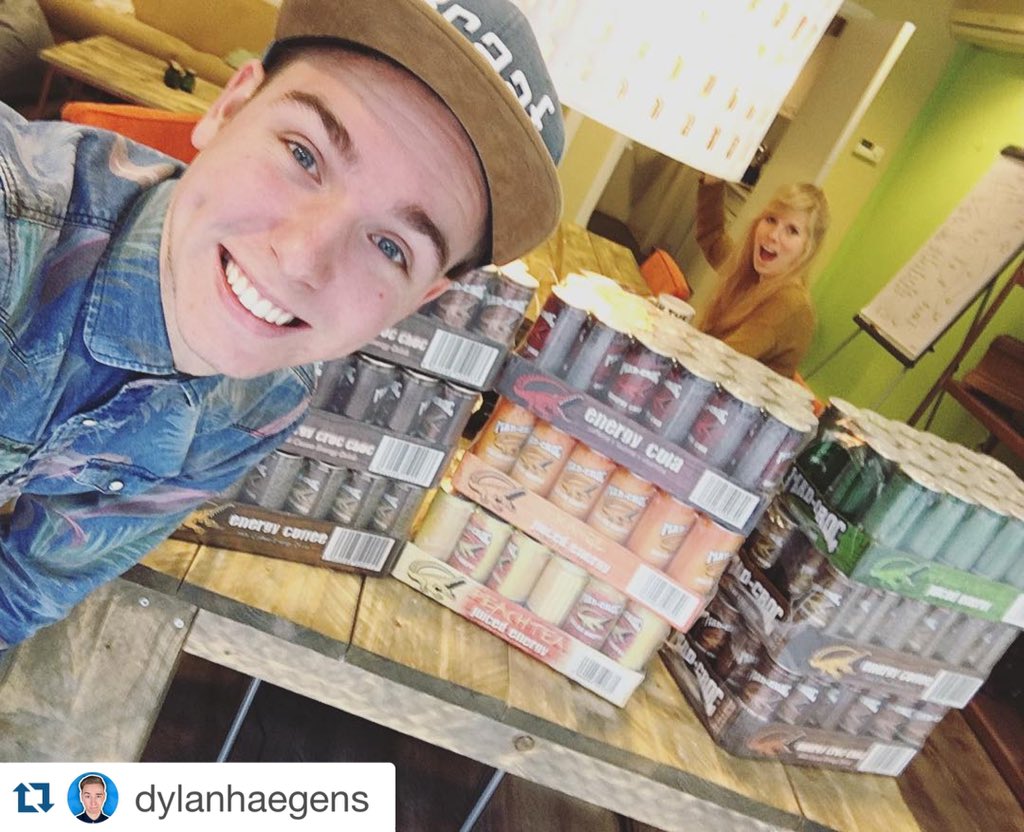 Ook Mad-Croc is fan van <a href="/DylanHaegens/">Dylan Haegens</a> 🐊😎 #dylanhaegens #vlogger #youtube #madcroc