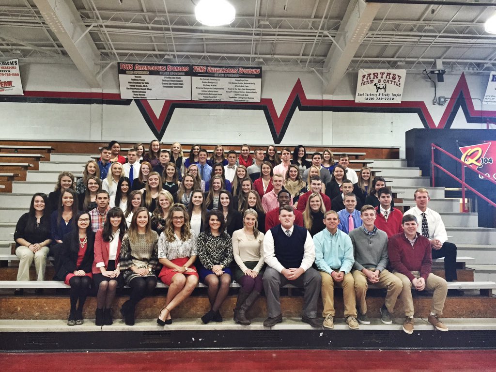 tc_deca's tweet photo. DECA Dress Up Day #tcdeca #DECAMonth #beDECAepic https://t.co/dIRdfG2IL6