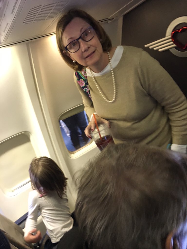 TylerIAm's tweet photo. "I just don't understand why your headphones are so loud" https://t.co/TYu15F4VsI