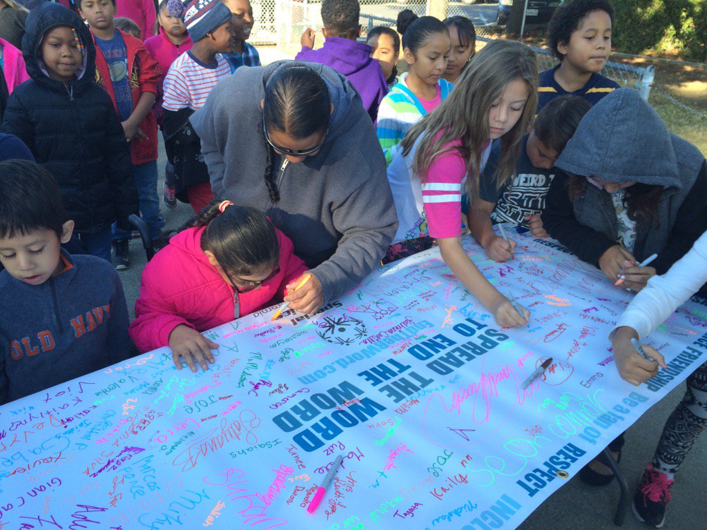 patshamansky's tweet photo. FSUSD students sign "Spread the Word" poster at the Special Olympics Soccer Event @gofairfieldhigh. So much spirit! https://t.co/E7lwD5OXQz