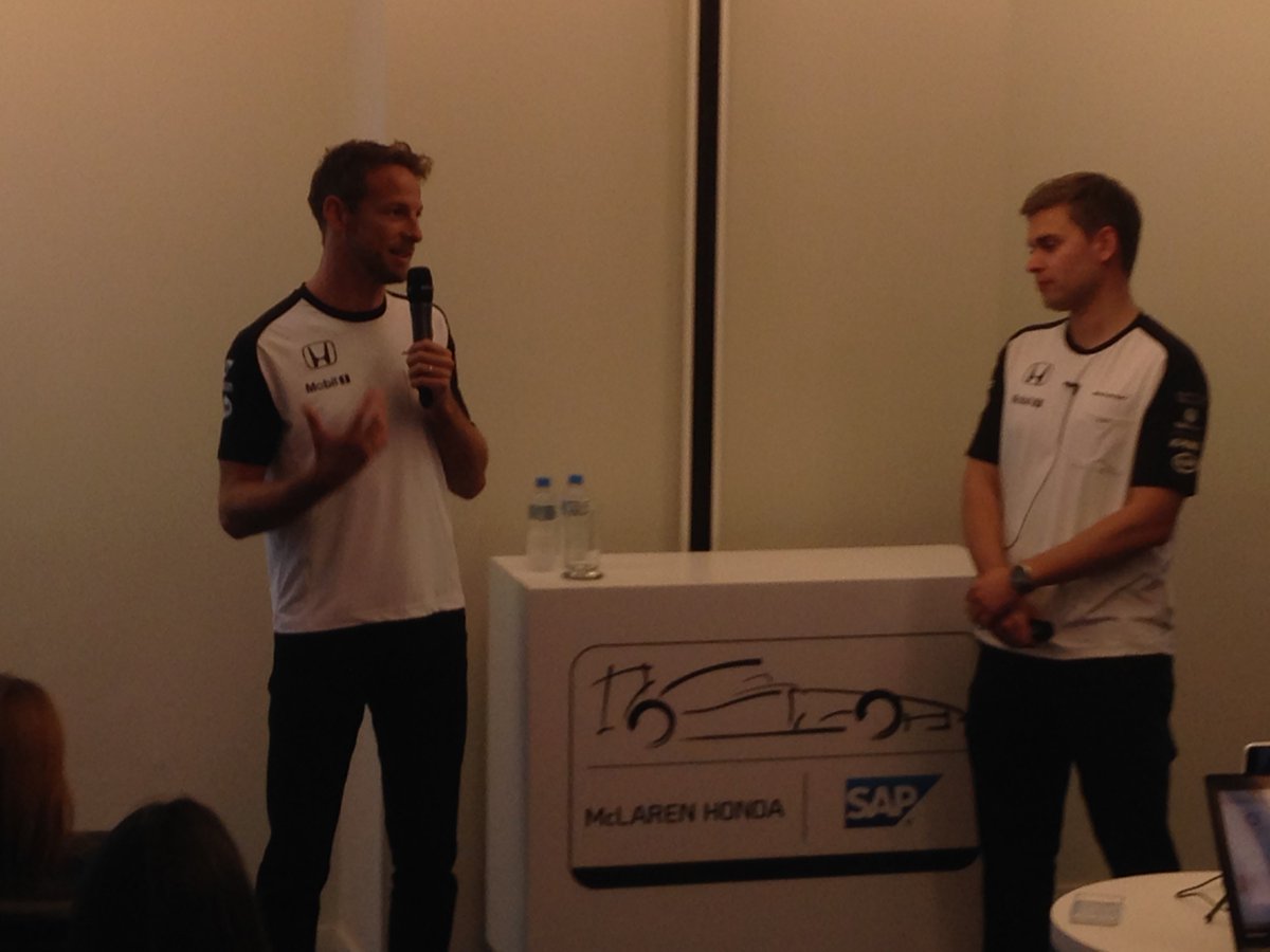 mendesthix's tweet image. @JensonButton live at SAP! #SAPHANA #ProudtobeSAP