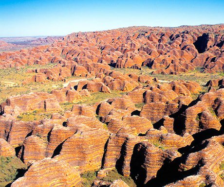 luxurytravel's tweet photo. 5 extraordinary places in Australia you have to view from above https://t.co/iE5zvUrhLv https://t.co/4q801QaDga