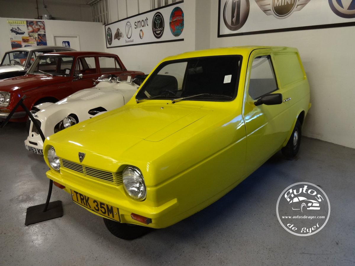 autosdeayer's tweet photo. 1974 Reliant Robin de tres ruedas fabricado por The Reliant Motor Company en Tamworth, Inglaterra. #dezercollection https://t.co/oMkBmqDud2