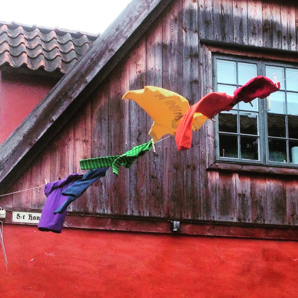 rainbotvattlina's tweet photo. #tvattlina #gotlandpride #gotlandpride2015 #visby #regnbågstvattlina #transgendertvattlina https://t.co/aMoE9NRLqZ
