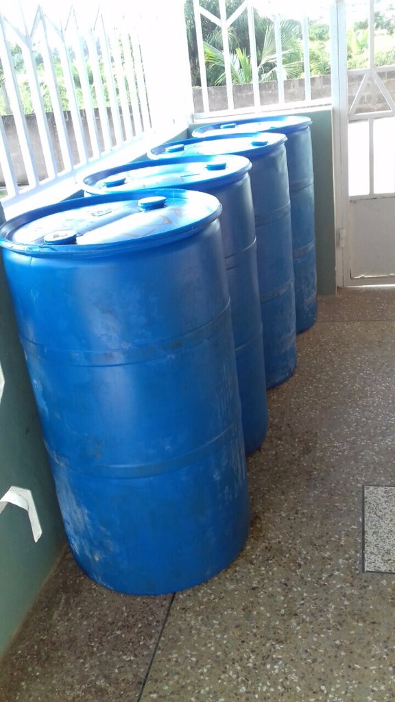 angusklufio's tweet photo. supply chain for fairly traded raw unrefined Palm kernel oil @akomagh @AkomaSkincare coming in 2016 #akomaskincare https://t.co/Li1lOQrSt6