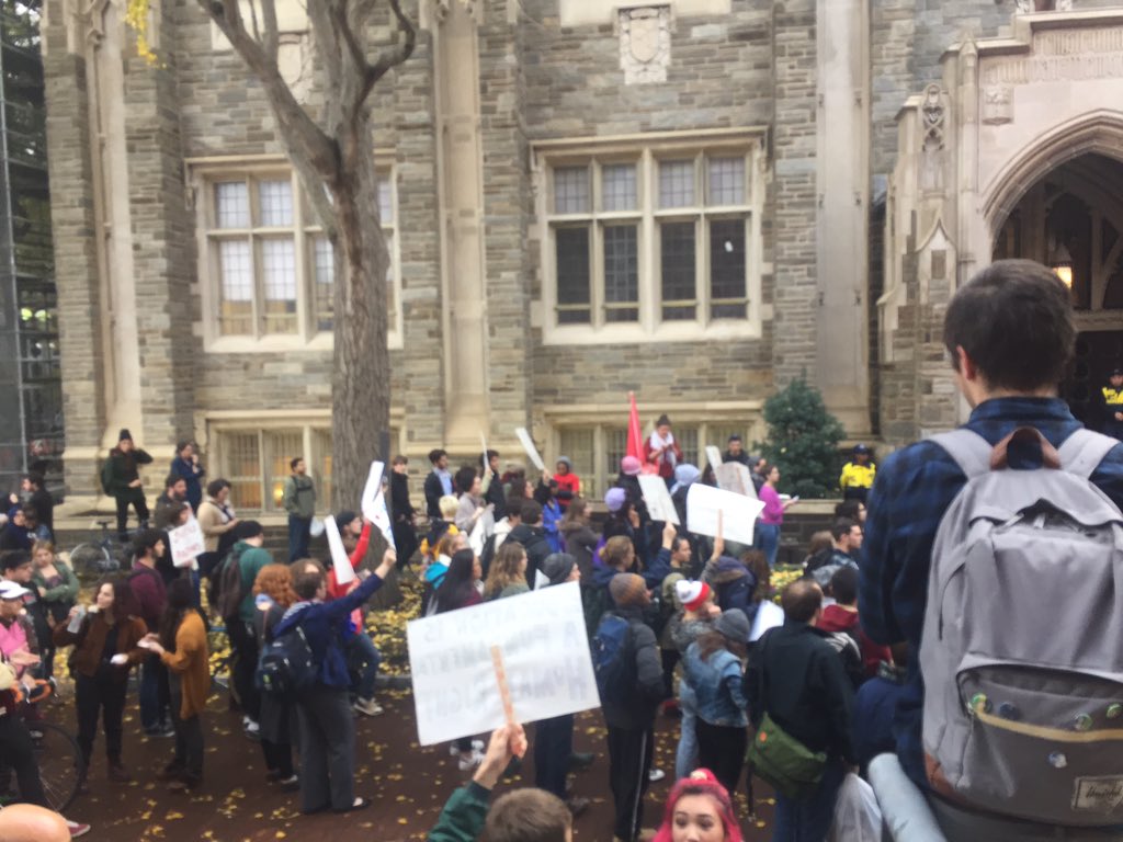 15NowTempleU's tweet photo. Reading our demands outside Sullivan Hall. Students workers side by side! #15andfreecollege #burnthedebt #msmphilly https://t.co/wJHHdRt8CU
