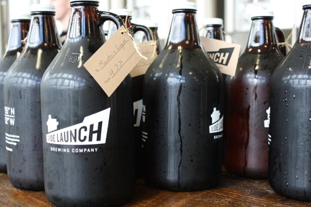 sidelaunch's tweet photo. Fresh growlers of #SideLaunch Mountain Lager all ready to go at our retail store! #MtnLager #craftbeer https://t.co/MxjEYwo1Nj