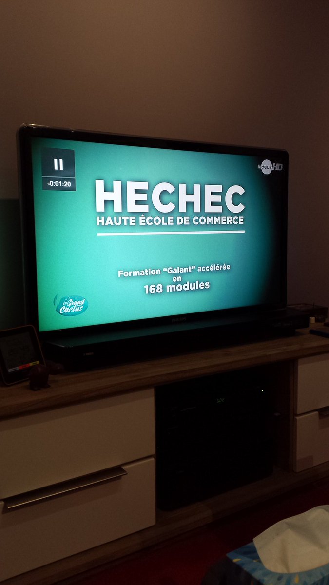 ColineMeillon's tweet photo. Haute École de commerce #echec #LeGrandCactus  @HEC_ULg https://t.co/C9QqH7h7L5