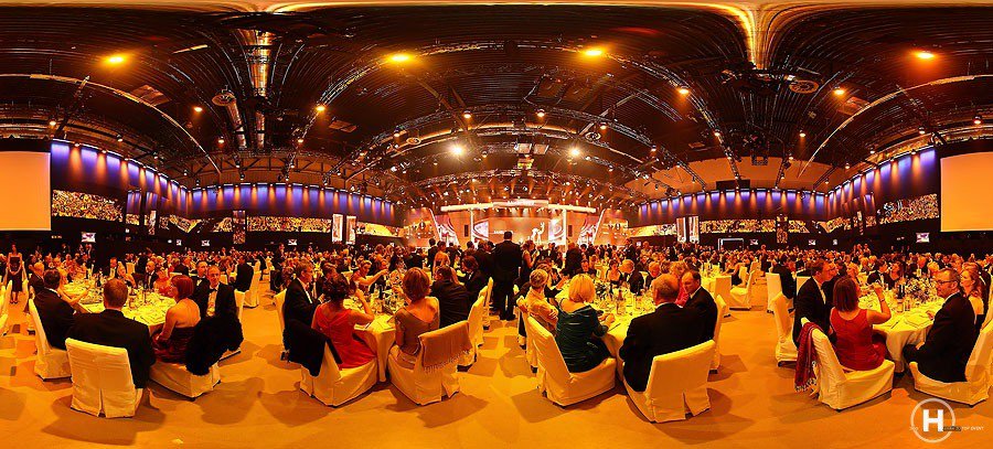 3D_TOP_Event's tweet photo. @3D_TOP_Event: So sah der #Bambi früher mal aus @3D_TOP_Event: https://t.co/Uv4ShOinqB 
https://t.co/bUN5NcoC9C