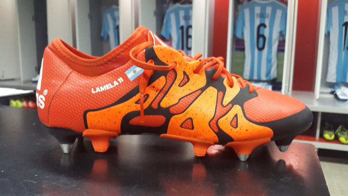 Argentina's tweet photo. #Eliminatorias ¡Gástenlos en el clásico, idolos! https://t.co/R5XdPkJ3gq